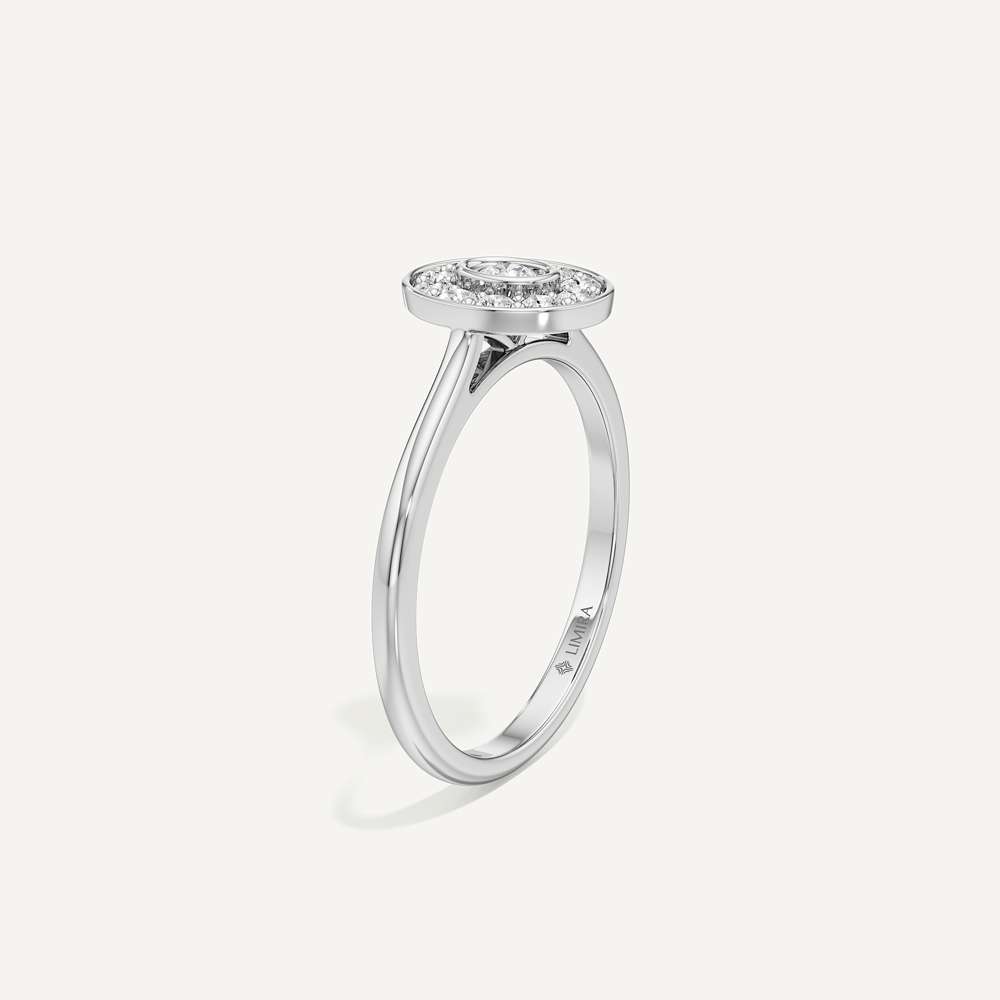 Majestic Oval Diamond Ring