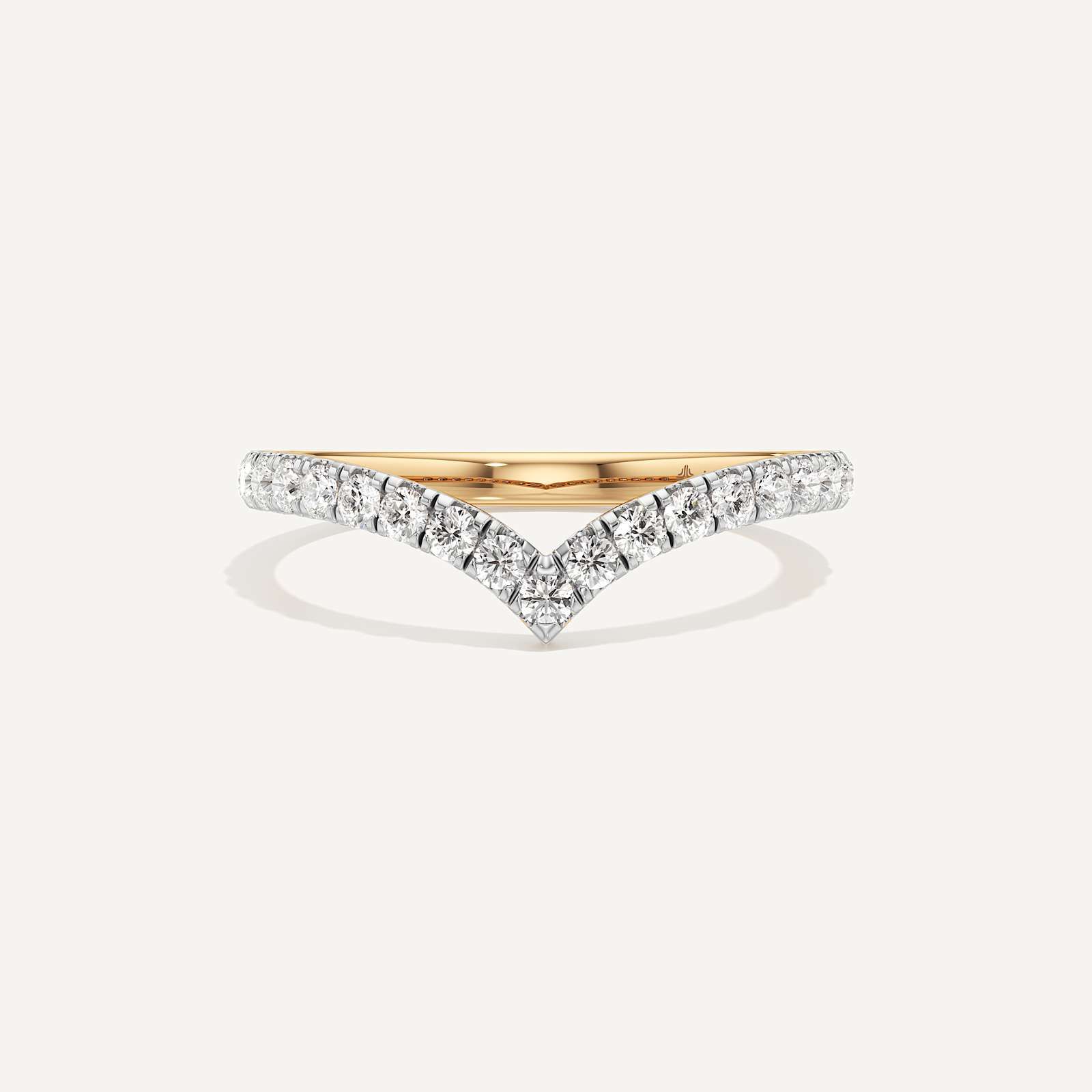 V-Crest Round Diamond